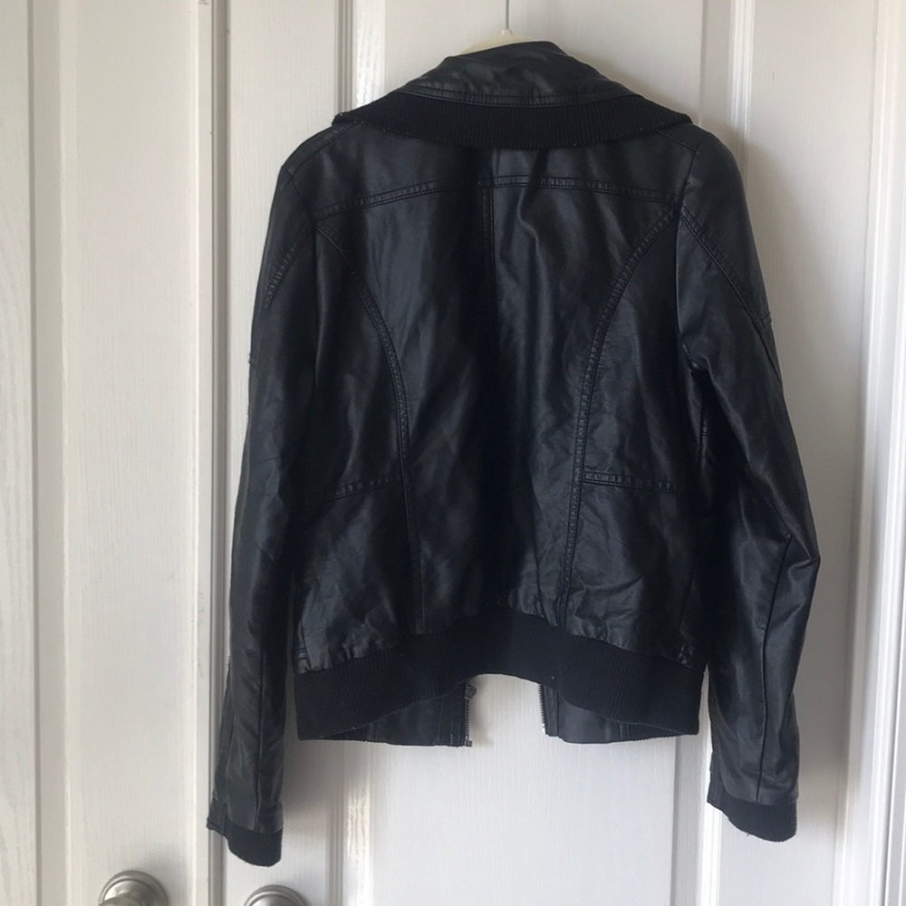Faux leather jacket - Picture 4 of 5